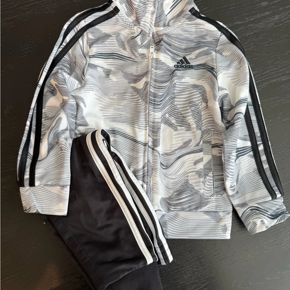 Adidas Tracksuit - Picture 1 of 6